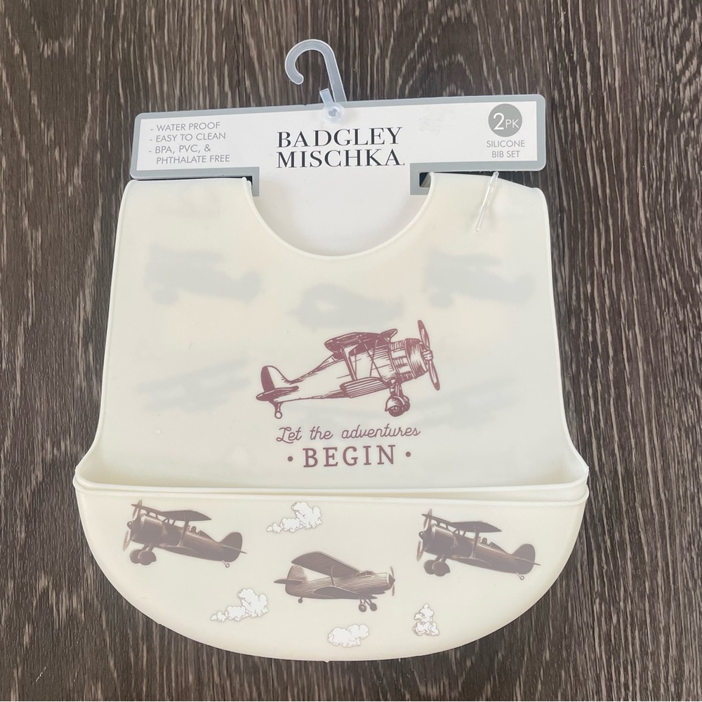 New! Badgley Mischka Vintage "Let the adventures Begin" Silicone Bib Set
